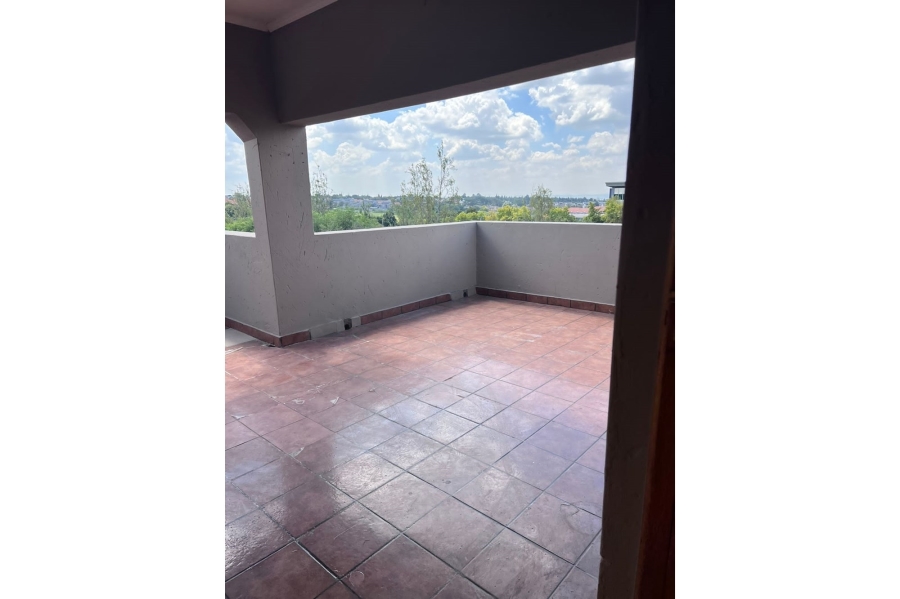 To Let 2 Bedroom Property for Rent in Noordwyk Gauteng