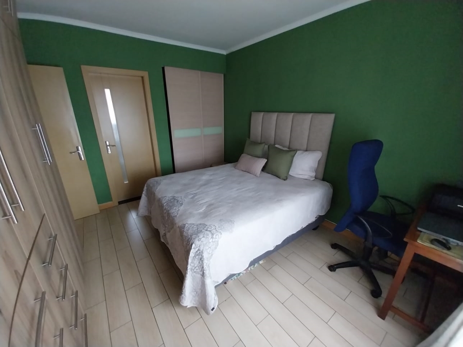 To Let 2 Bedroom Property for Rent in Summerset Gauteng