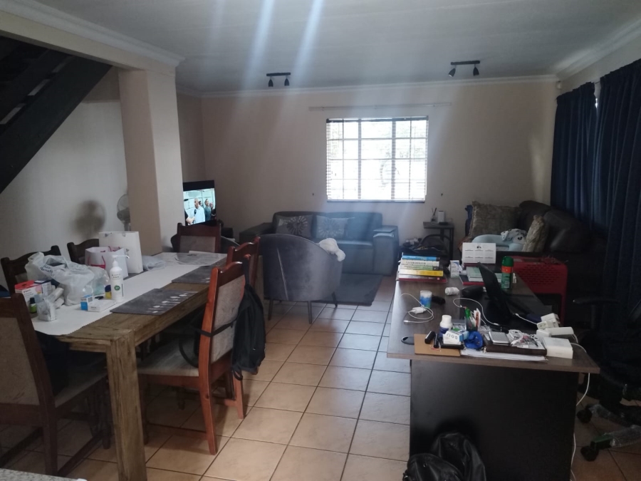 To Let 2 Bedroom Property for Rent in Halfway Gardens Gauteng