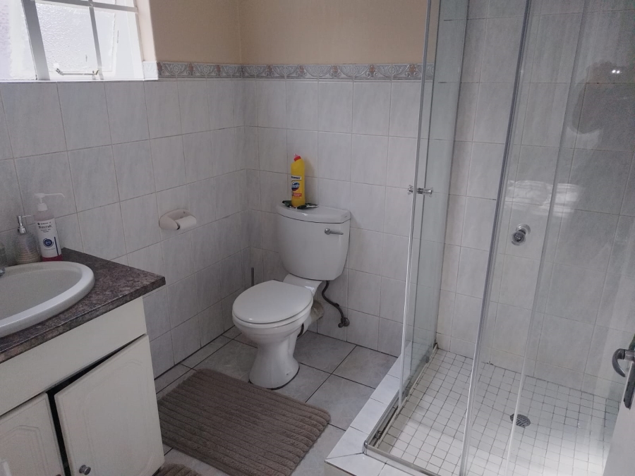 To Let 2 Bedroom Property for Rent in Halfway Gardens Gauteng