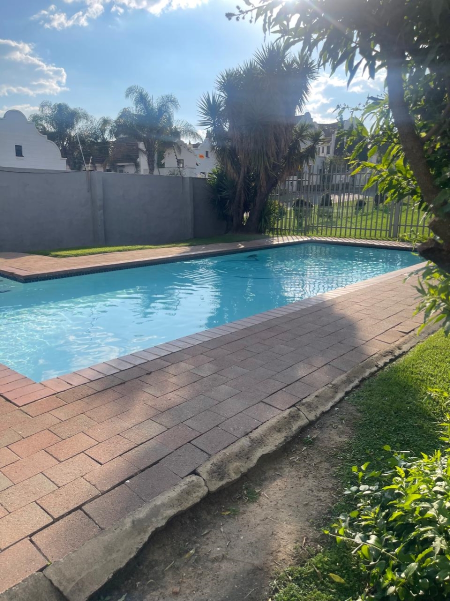 To Let 2 Bedroom Property for Rent in Halfway Gardens Gauteng