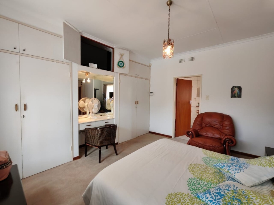 4 Bedroom Property for Sale in Three Rivers East Gauteng
