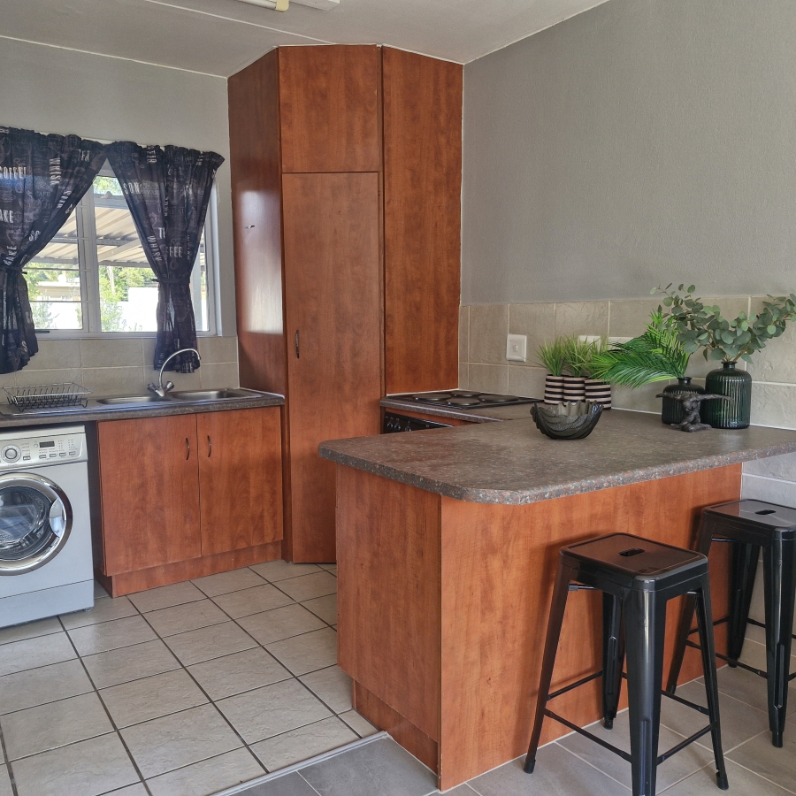 1 Bedroom Property for Sale in Annlin Gauteng