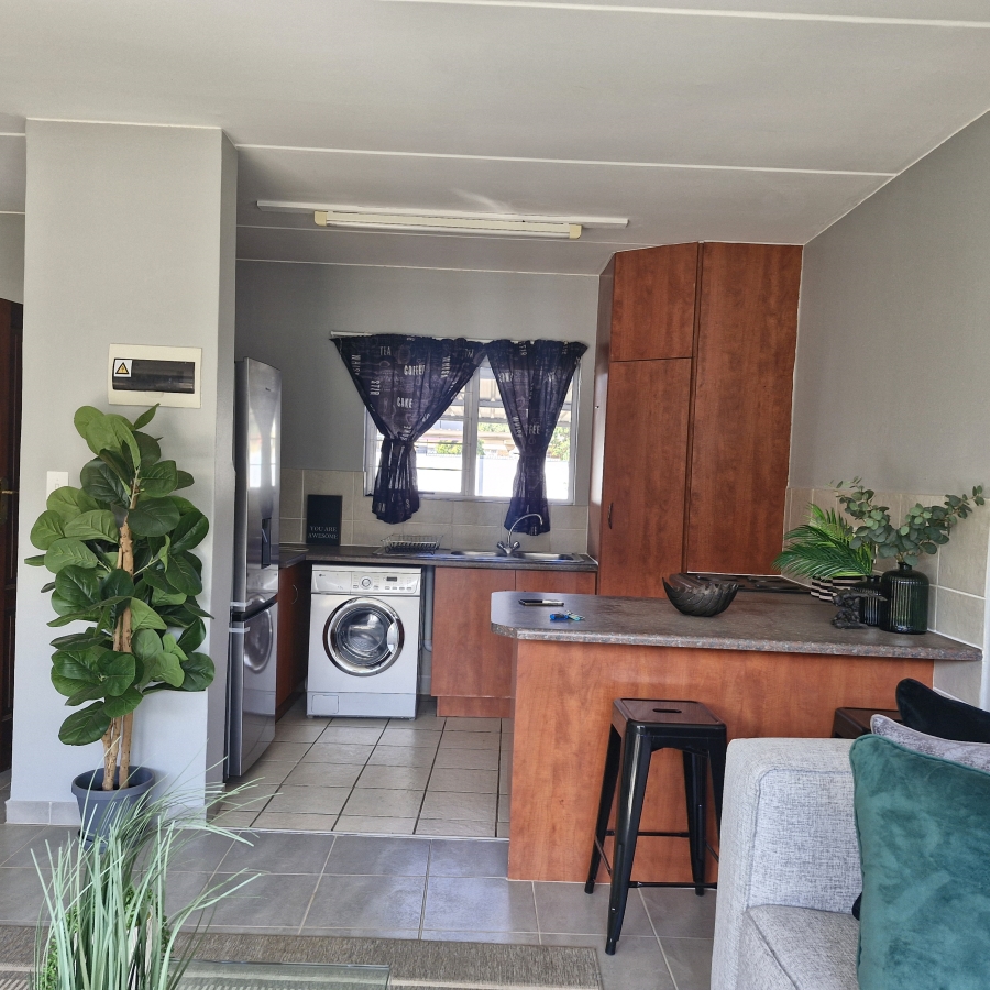 1 Bedroom Property for Sale in Annlin Gauteng