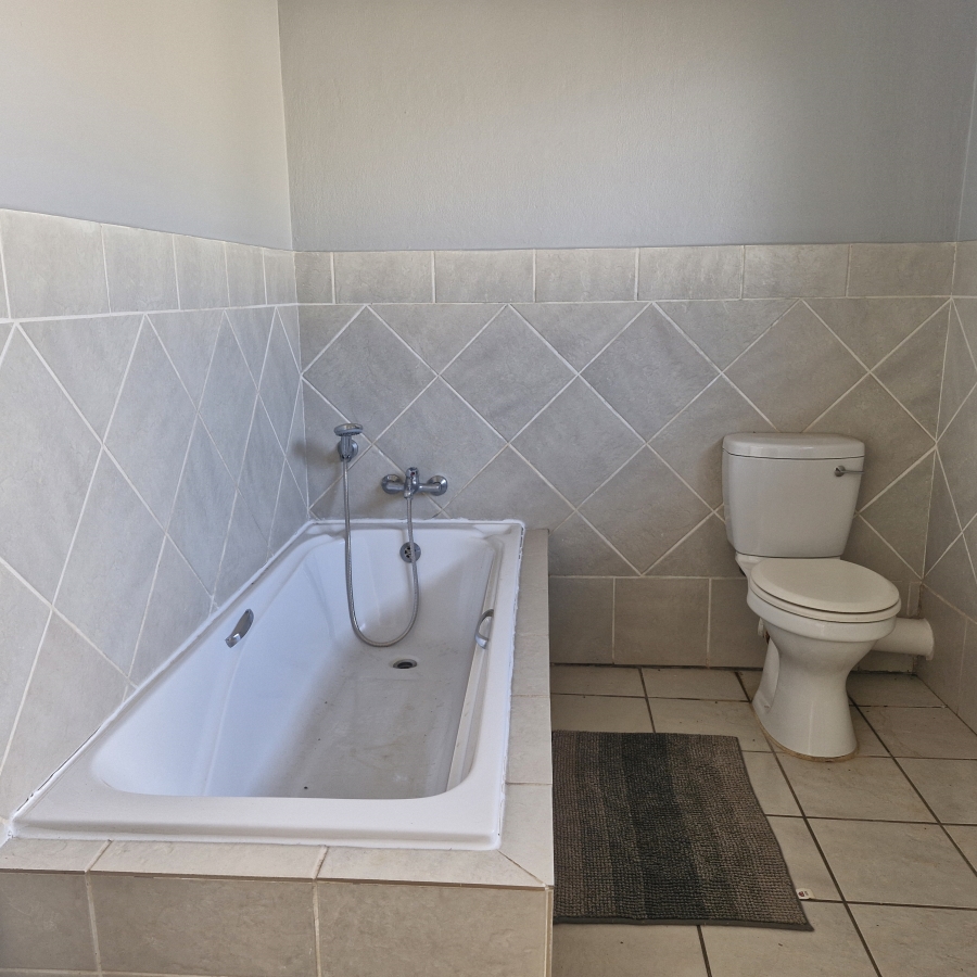 1 Bedroom Property for Sale in Annlin Gauteng