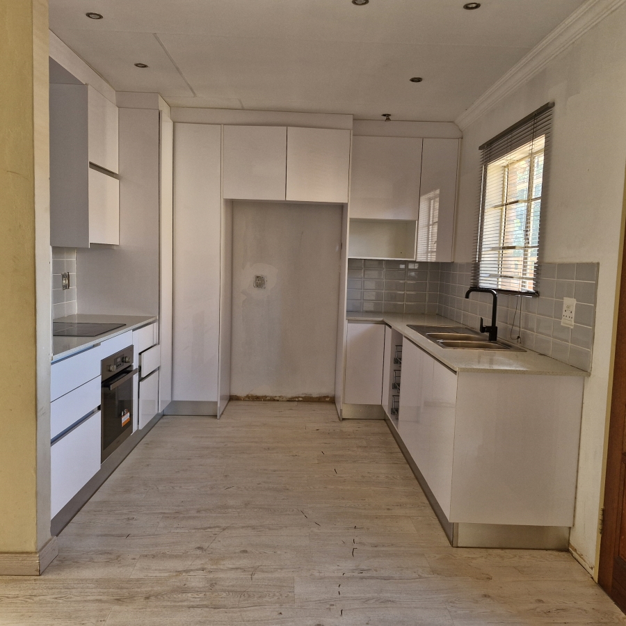 2 Bedroom Property for Sale in Montana Gauteng