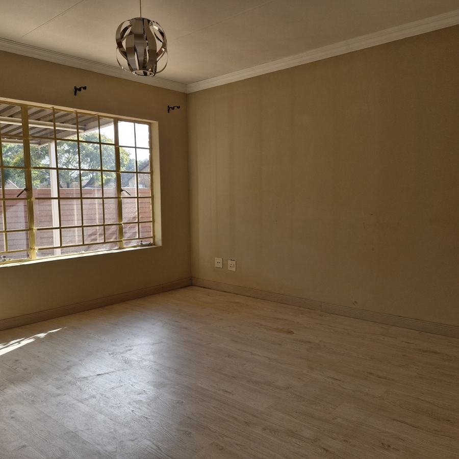 2 Bedroom Property for Sale in Montana Gauteng