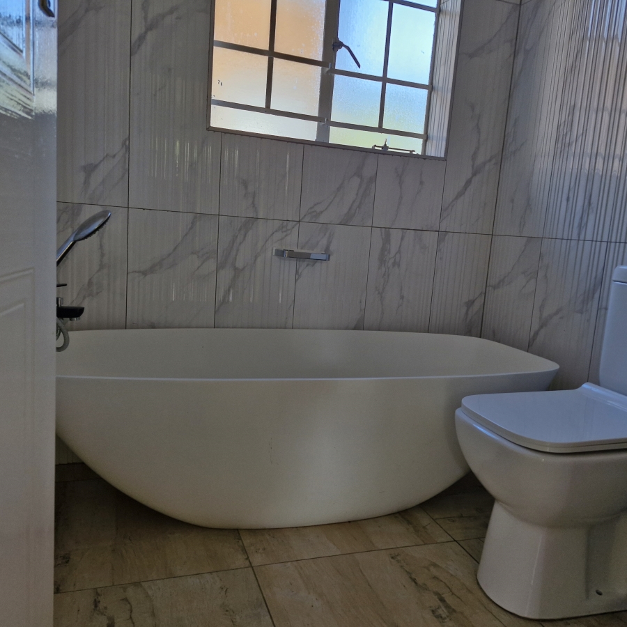 2 Bedroom Property for Sale in Montana Gauteng