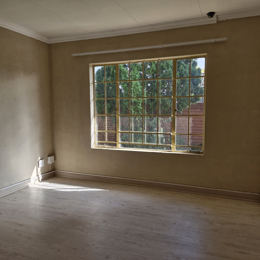 2 Bedroom Property for Sale in Montana Gauteng