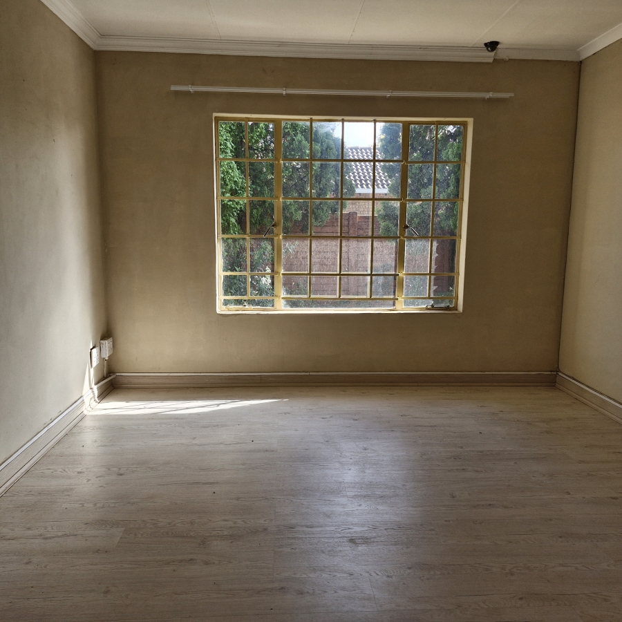 2 Bedroom Property for Sale in Montana Gauteng