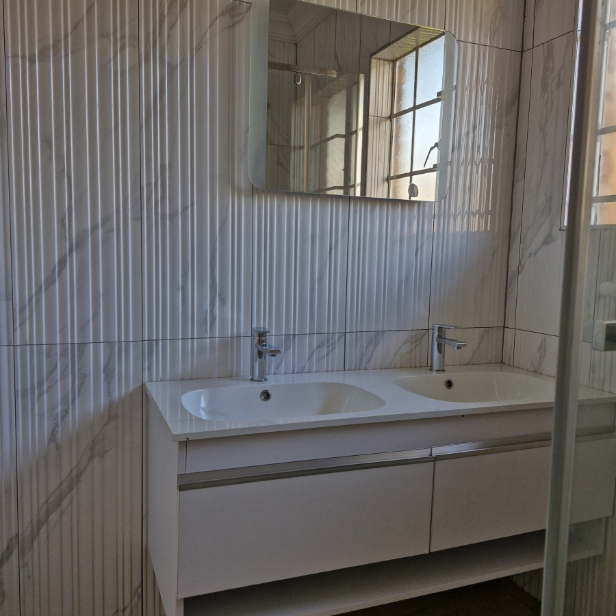 2 Bedroom Property for Sale in Montana Gauteng