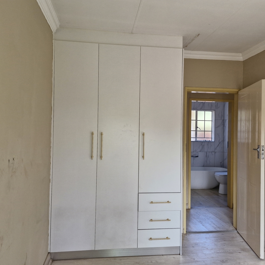 2 Bedroom Property for Sale in Montana Gauteng