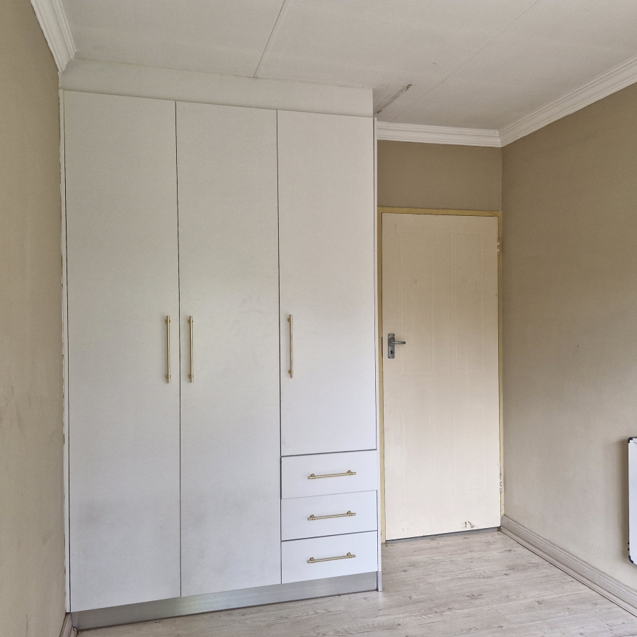 2 Bedroom Property for Sale in Montana Gauteng