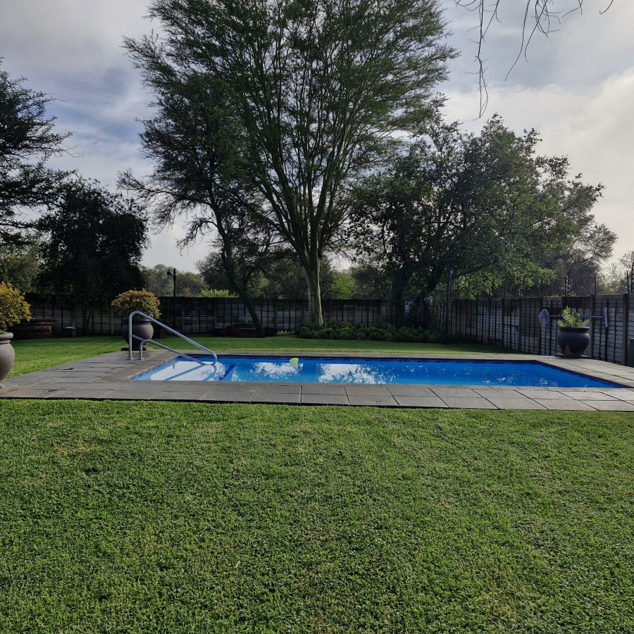 2 Bedroom Property for Sale in Montana Gauteng