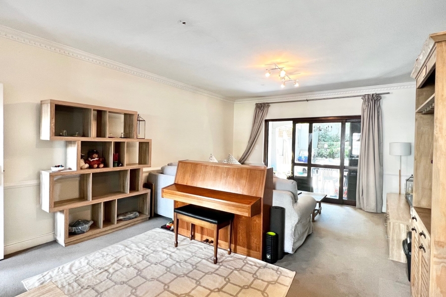 2 Bedroom Property for Sale in Dunkeld West Gauteng