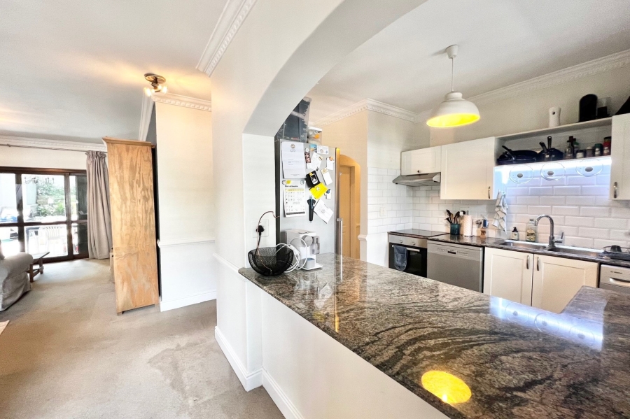 2 Bedroom Property for Sale in Dunkeld West Gauteng