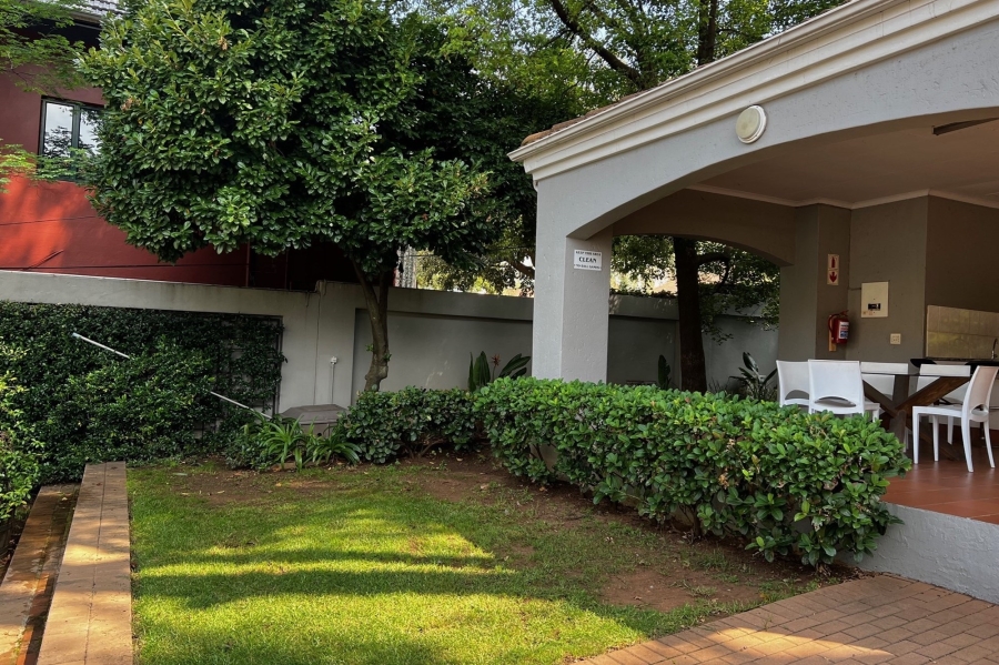 2 Bedroom Property for Sale in Dunkeld West Gauteng