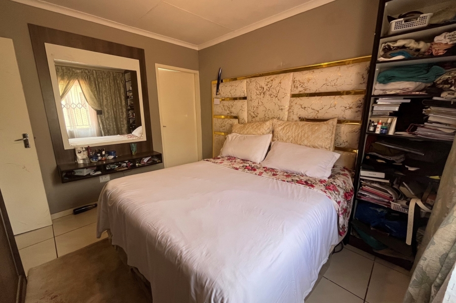 3 Bedroom Property for Sale in Blue Hills Gauteng