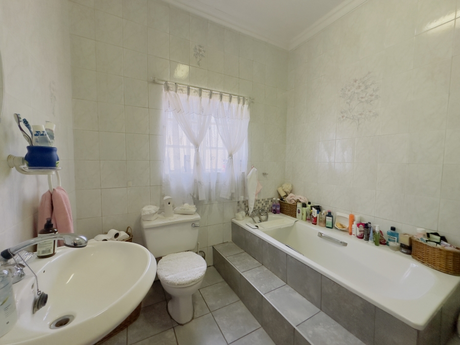 3 Bedroom Property for Sale in Florentia Gauteng