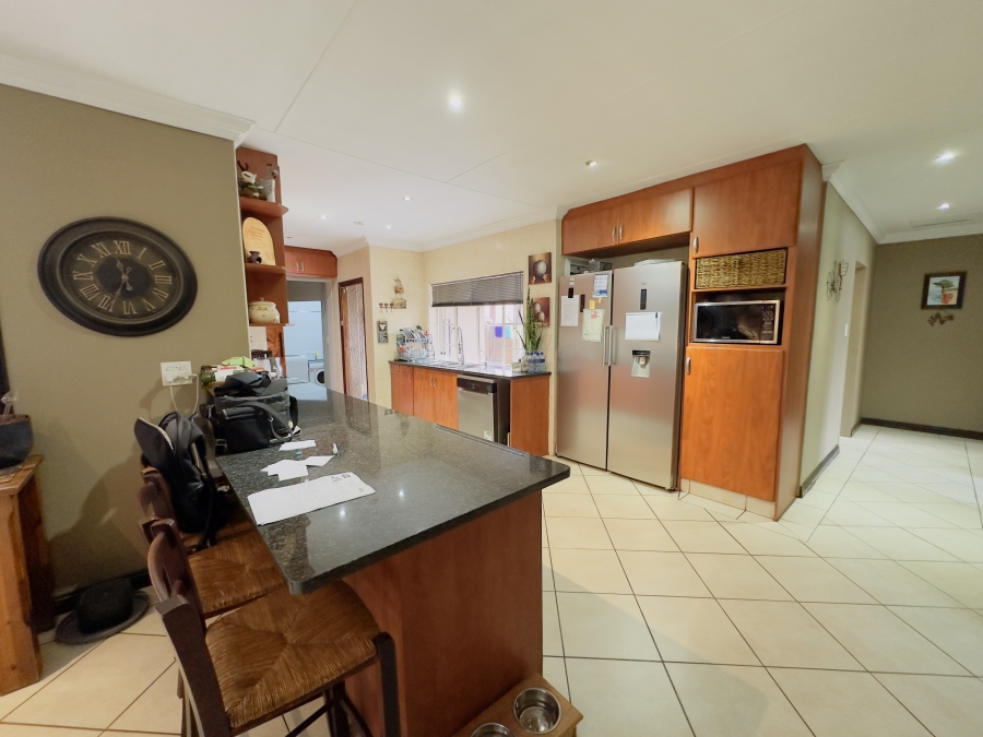3 Bedroom Property for Sale in Verwoerdpark Gauteng