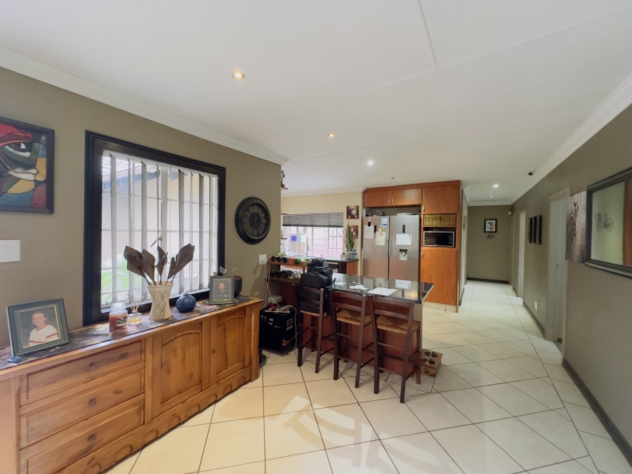 3 Bedroom Property for Sale in Verwoerdpark Gauteng