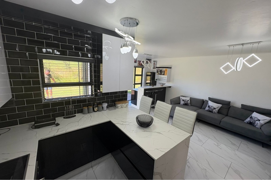 2 Bedroom Property for Sale in Jackal Creek Golf Estate Gauteng