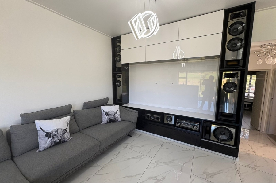 2 Bedroom Property for Sale in Jackal Creek Golf Estate Gauteng