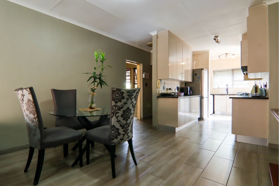 4 Bedroom Property for Sale in Thatchfield Estate Gauteng