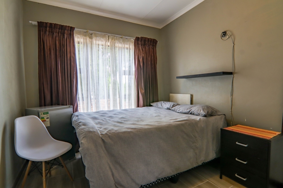 4 Bedroom Property for Sale in Thatchfield Estate Gauteng