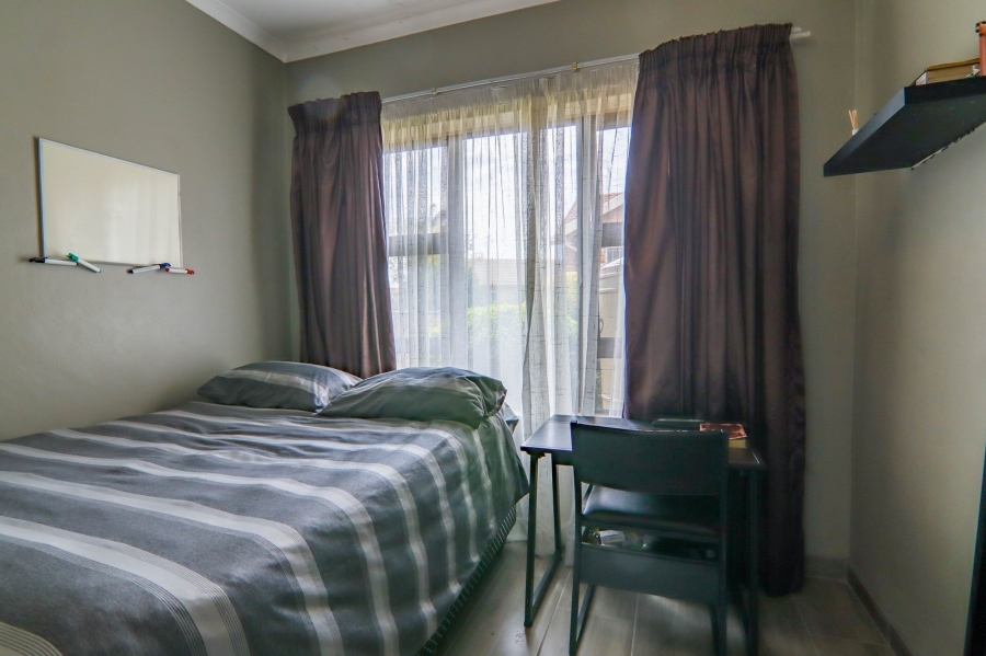 4 Bedroom Property for Sale in Thatchfield Estate Gauteng