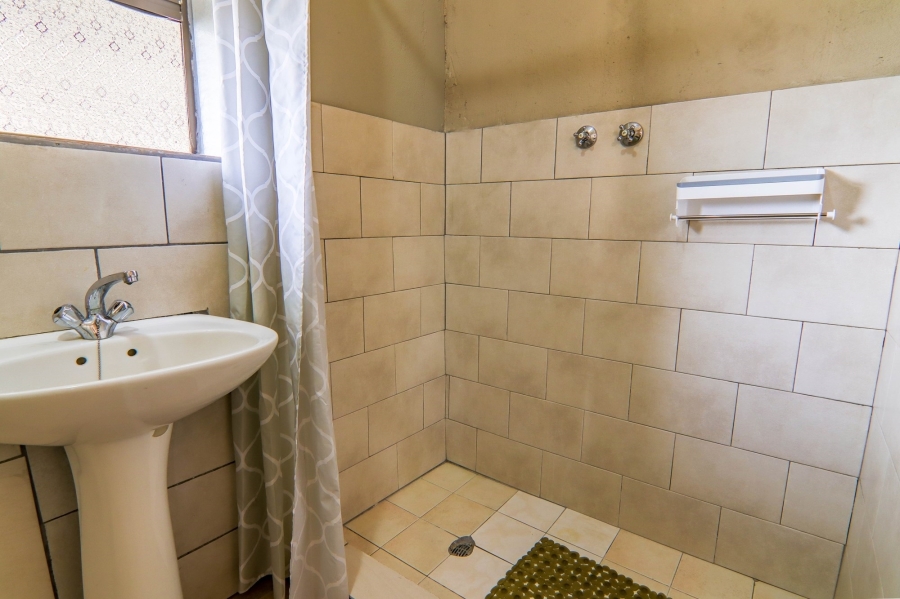 4 Bedroom Property for Sale in Thatchfield Estate Gauteng