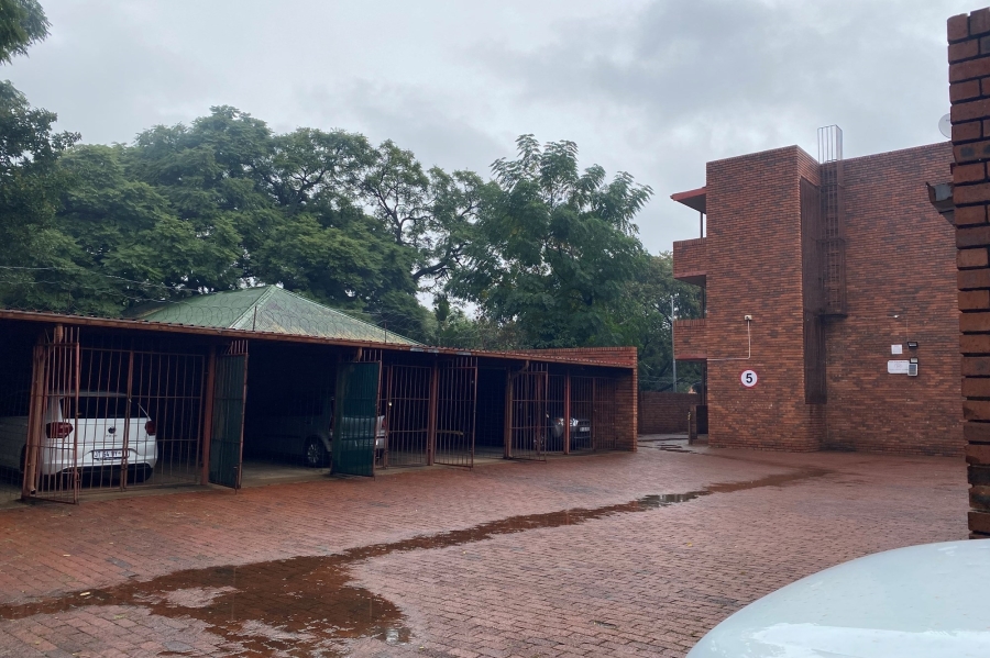 2 Bedroom Property for Sale in Pretoria North Gauteng