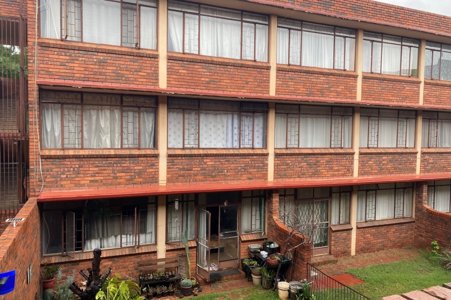 2 Bedroom Property for Sale in Pretoria North Gauteng