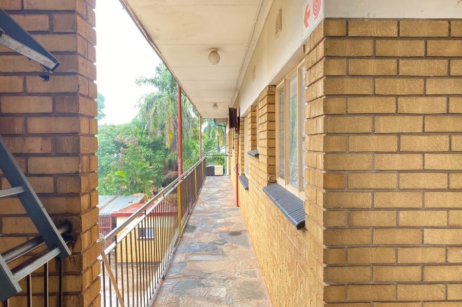 2 Bedroom Property for Sale in Pretoria North Gauteng