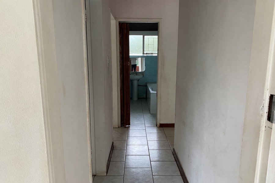 2 Bedroom Property for Sale in Pretoria North Gauteng