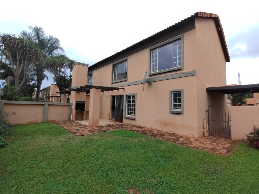 3 Bedroom Property for Sale in Annlin Gauteng