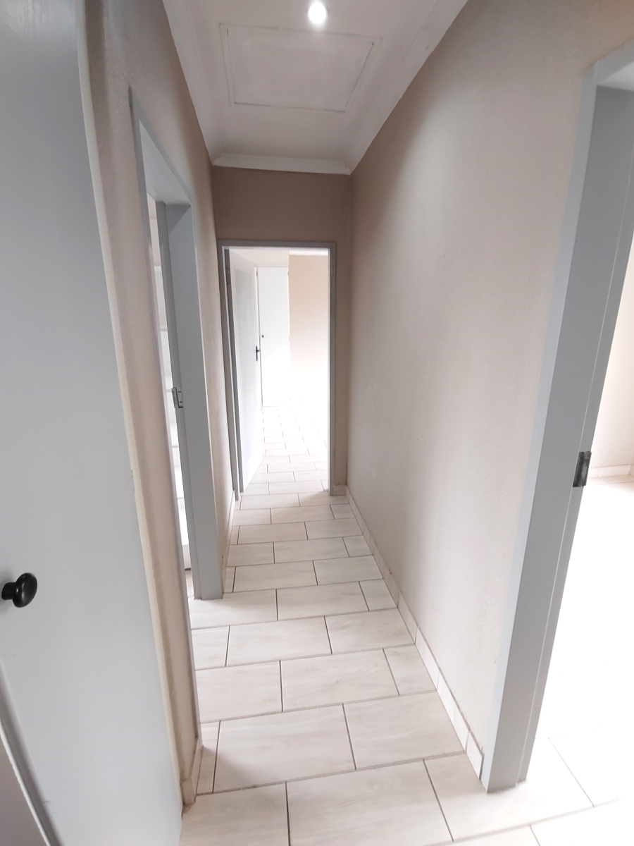 3 Bedroom Property for Sale in Annlin Gauteng
