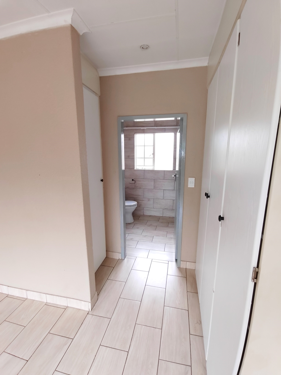3 Bedroom Property for Sale in Annlin Gauteng