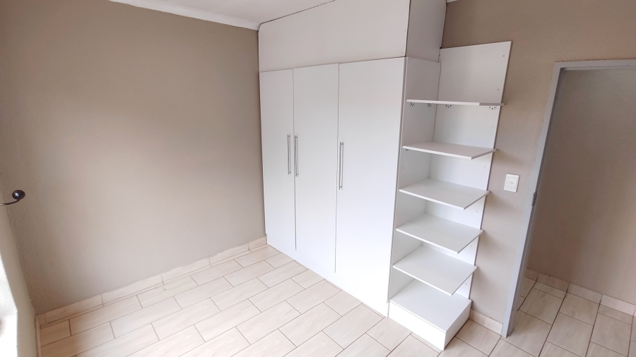 3 Bedroom Property for Sale in Annlin Gauteng