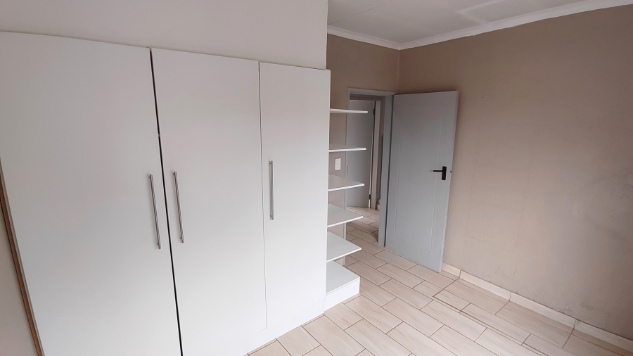3 Bedroom Property for Sale in Annlin Gauteng