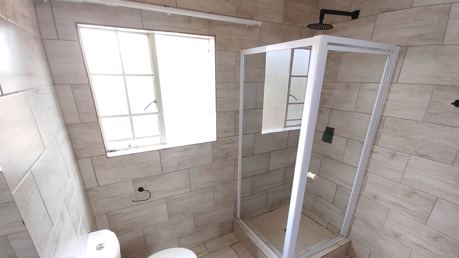 3 Bedroom Property for Sale in Annlin Gauteng