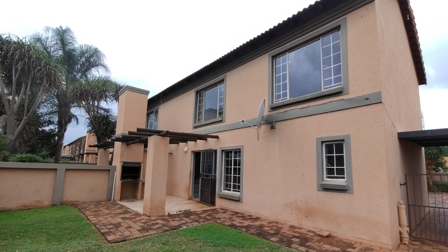 3 Bedroom Property for Sale in Annlin Gauteng