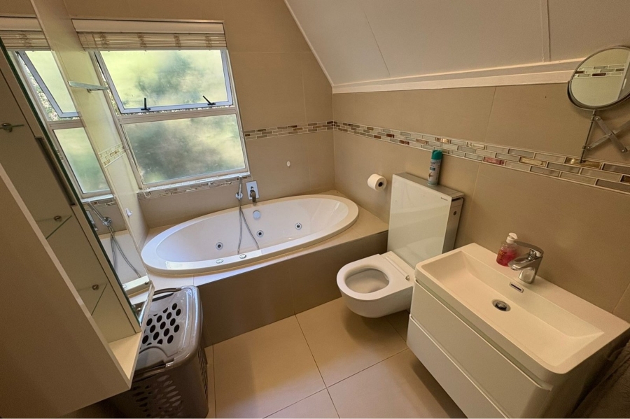 3 Bedroom Property for Sale in Bryanston Gauteng