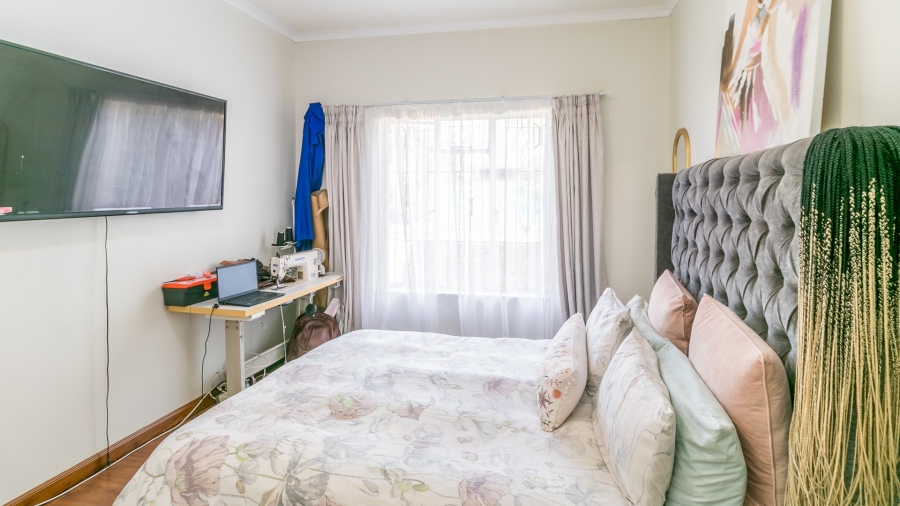 3 Bedroom Property for Sale in Noordwyk Gauteng