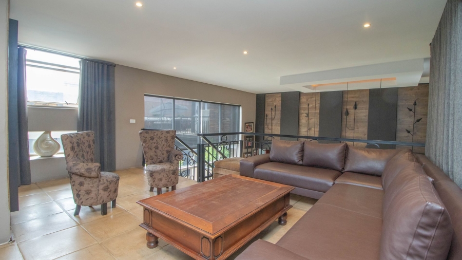 4 Bedroom Property for Sale in Glen Marais Gauteng