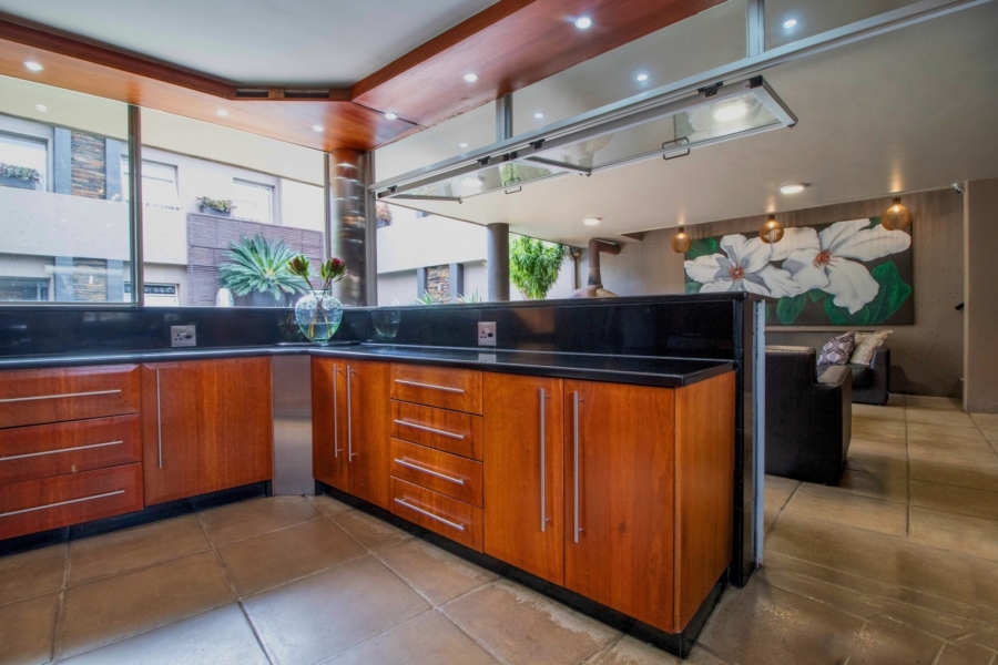 4 Bedroom Property for Sale in Glen Marais Gauteng