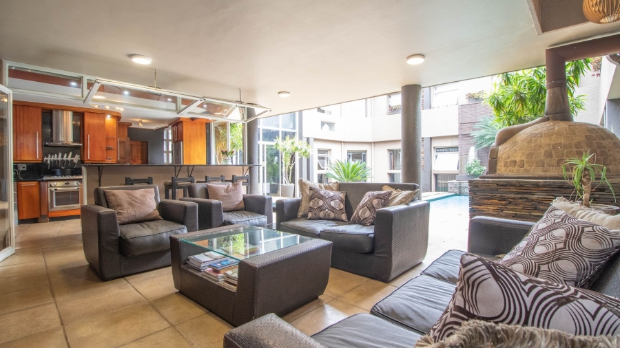 4 Bedroom Property for Sale in Glen Marais Gauteng