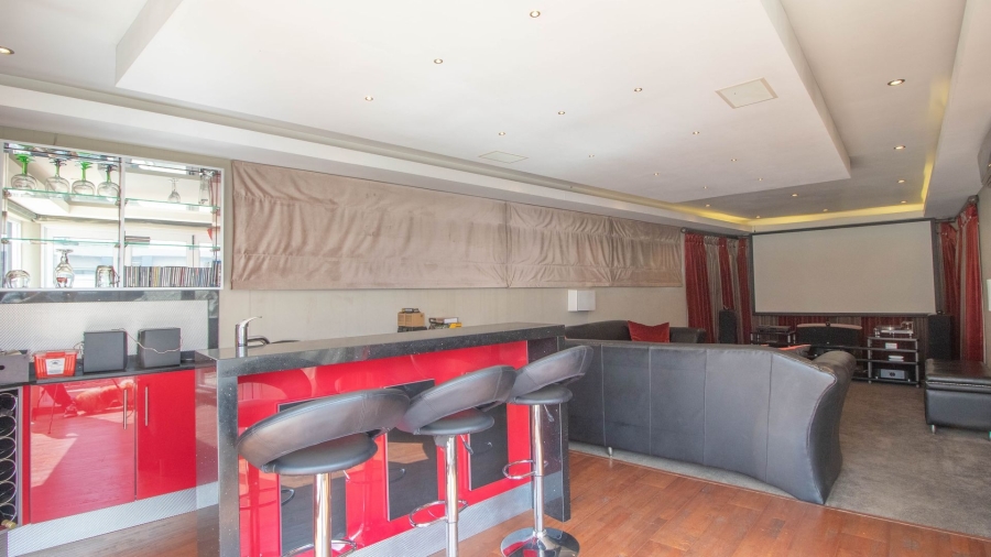 4 Bedroom Property for Sale in Glen Marais Gauteng