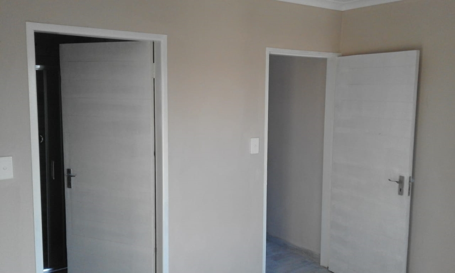 10 Bedroom Property for Sale in Klipfontein View Gauteng