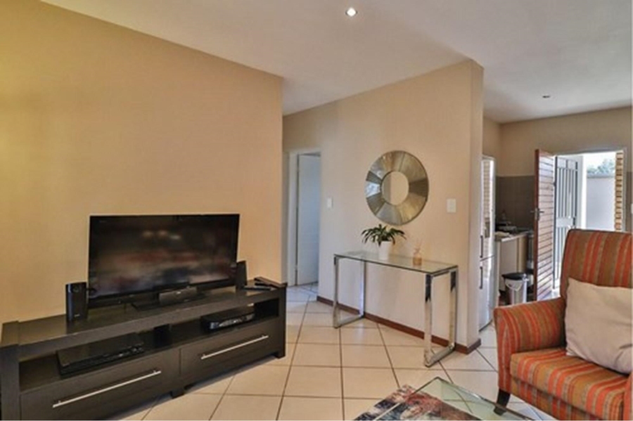 2 Bedroom Property for Sale in Monavoni Gauteng
